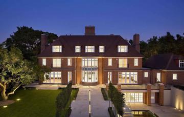 Super Mansion, Hampstead